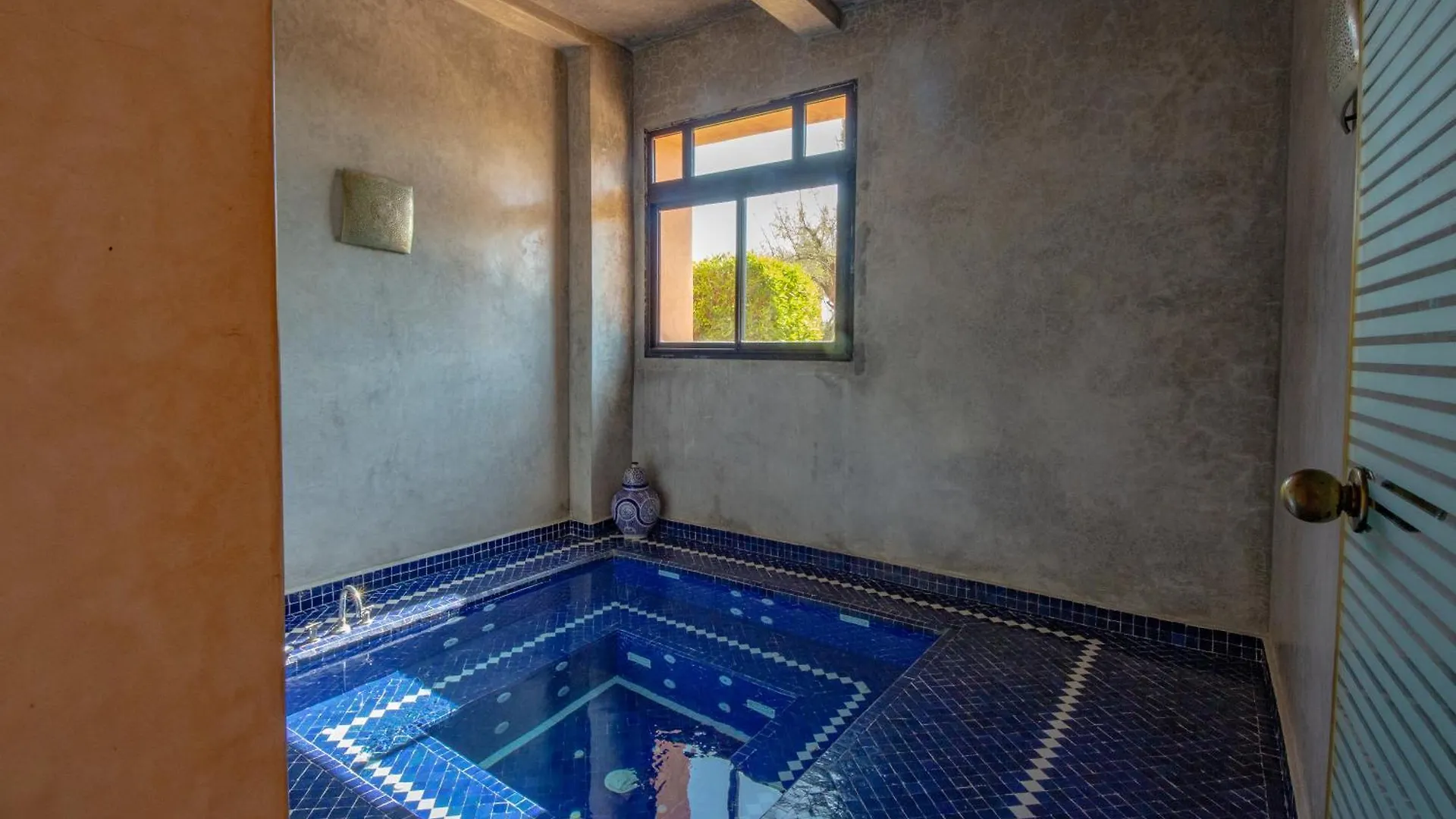 Villa Koutoubia, Jardin Luxuriant, Piscine Et Spa 마라케시