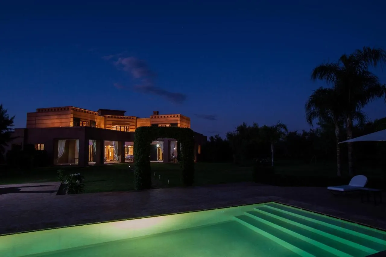 Villa Koutoubia, Jardin Luxuriant, Piscine Et Spa 마라케시