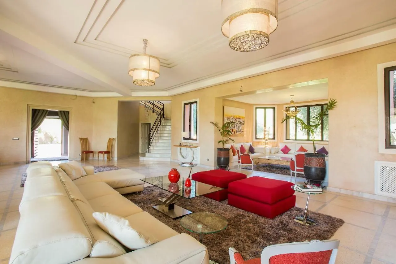 Villa Koutoubia, Jardin Luxuriant, Piscine Et Spa 마라케시 0*,